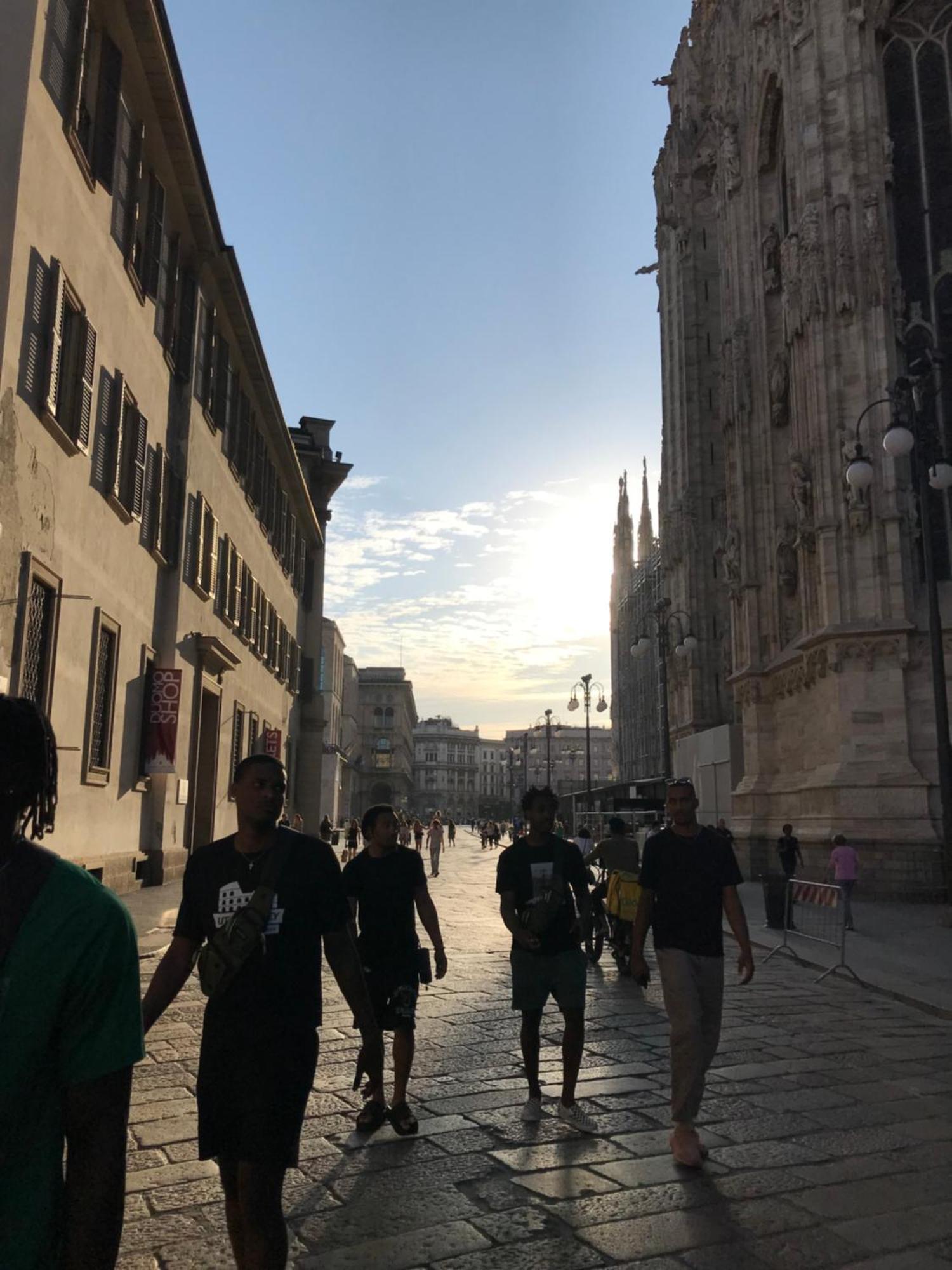 Free 30 Minutes Preemptive Cognitive Disconnect Therapy Price Location Real Duomo Palace Mini Suite Appartamento *