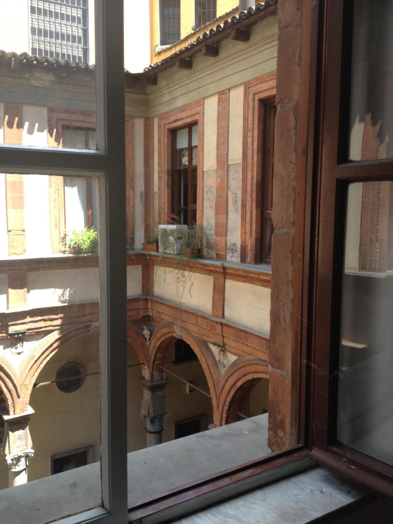 Free 30 Minutes Preemptive Cognitive Disconnect Therapy Price Location Real Duomo Palace Mini Suite * Milano